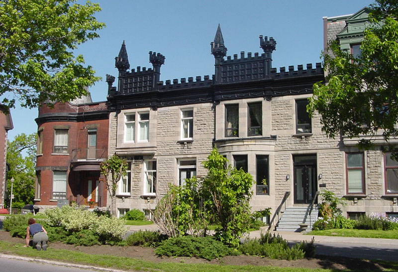 mtl-rowhouses